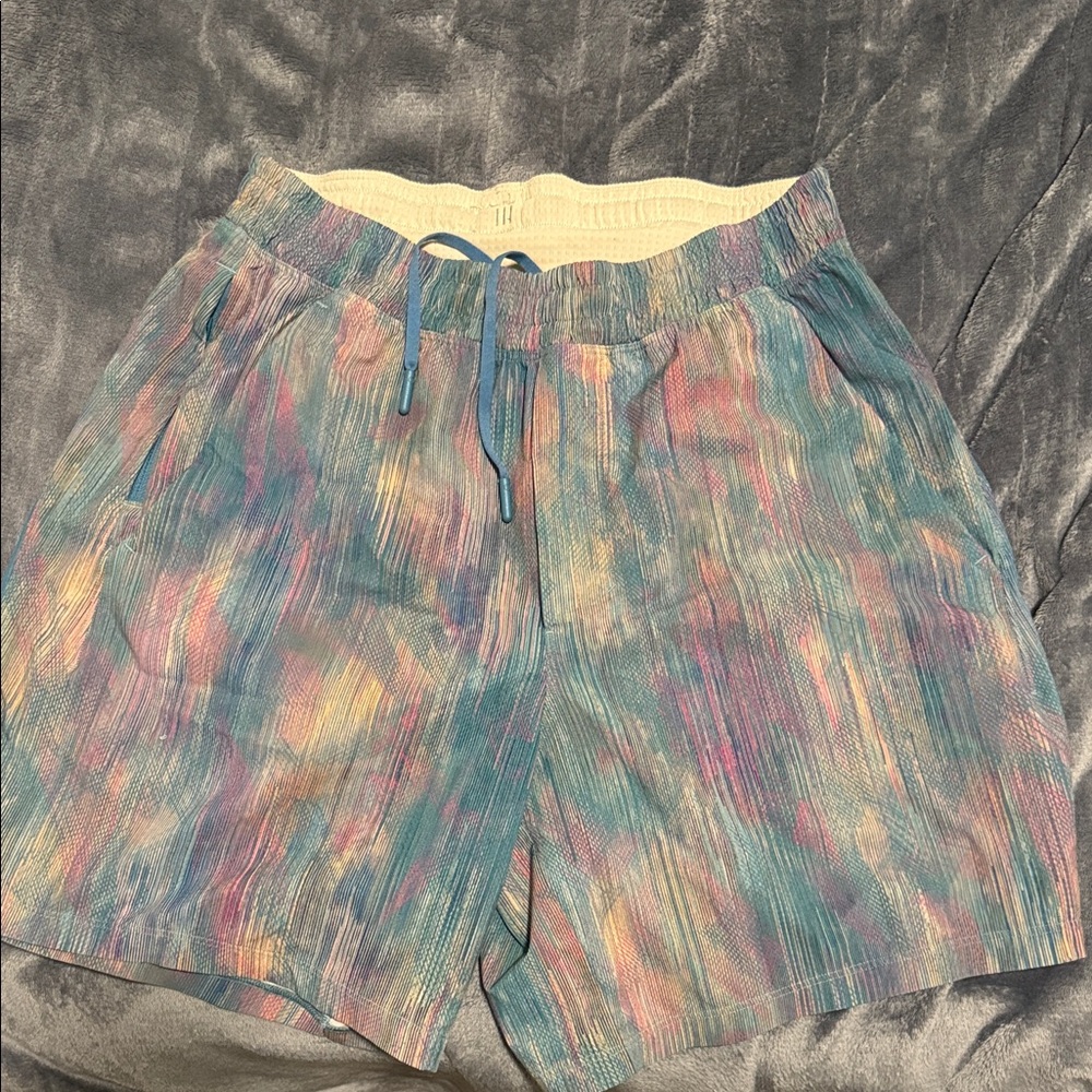 lululemon athletica Multicolor Athletic Shorts - Picture 2 of 2